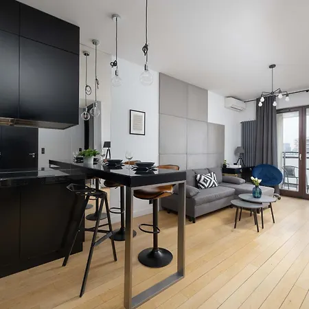 Apartament Unique & Modern With Parking And Balcony Remote Work By Renters