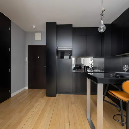 דירה Unique & Modern With Parking And Balcony Remote Work By Renters