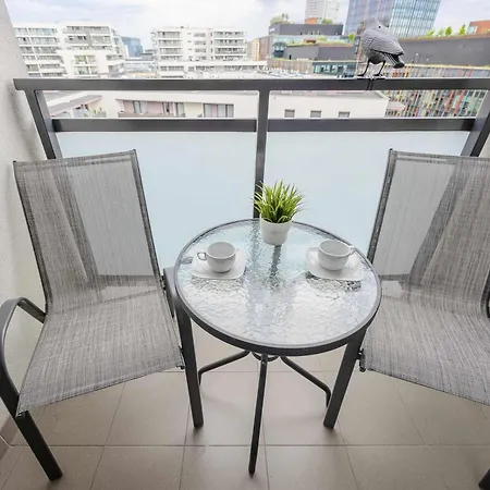 Unique & Modern With Parking And Balcony Remote Work By Renters Apartament *